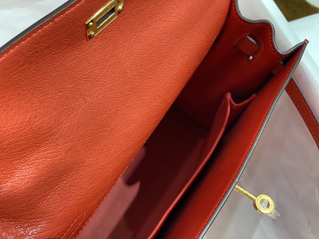 Hermes Kelly 25cm Handbag Shoulder Bag in Feu Orange Ostrich Leather